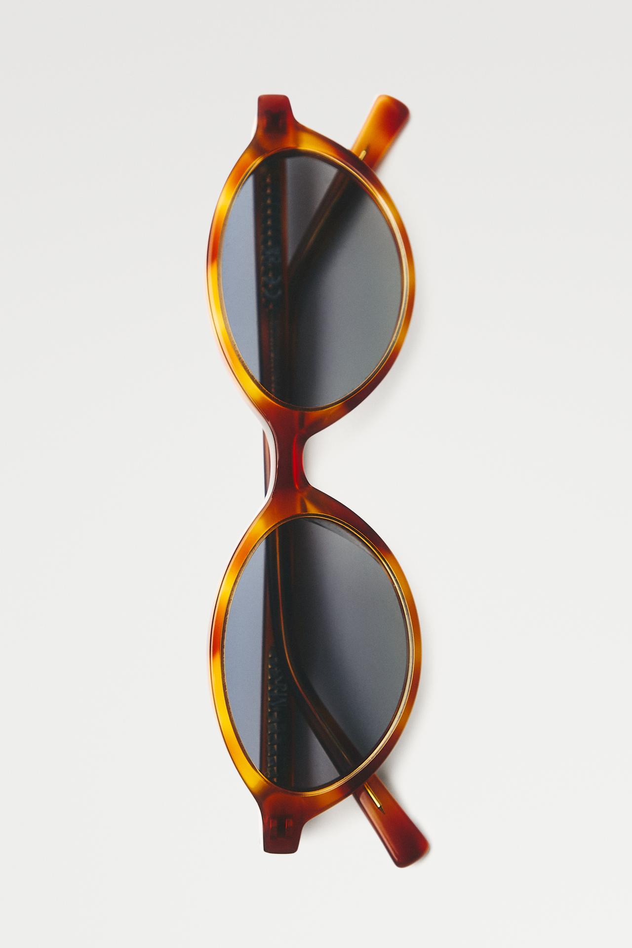 Oval sunglasses — Caramel