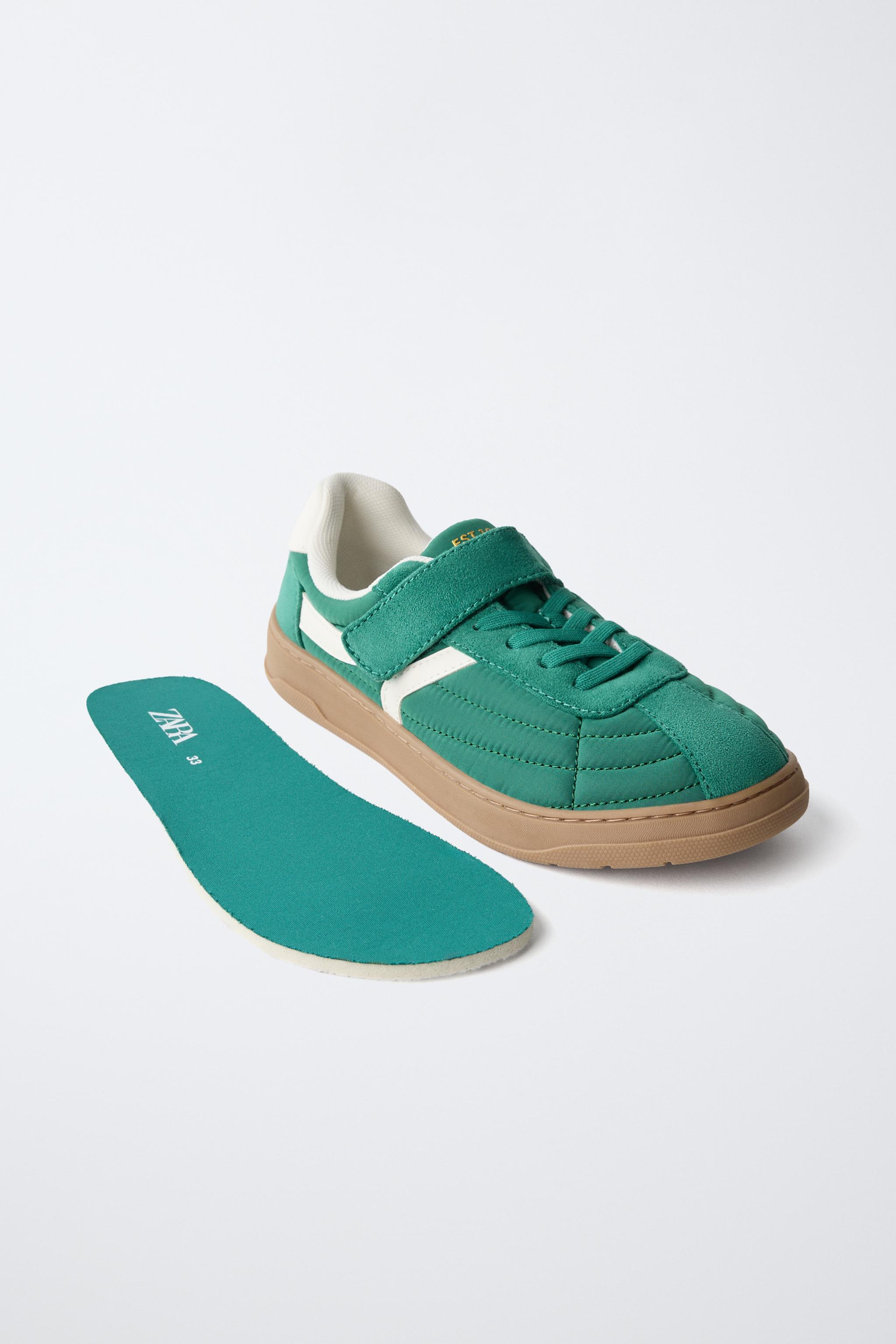 BAREFOOT SNEAKERS