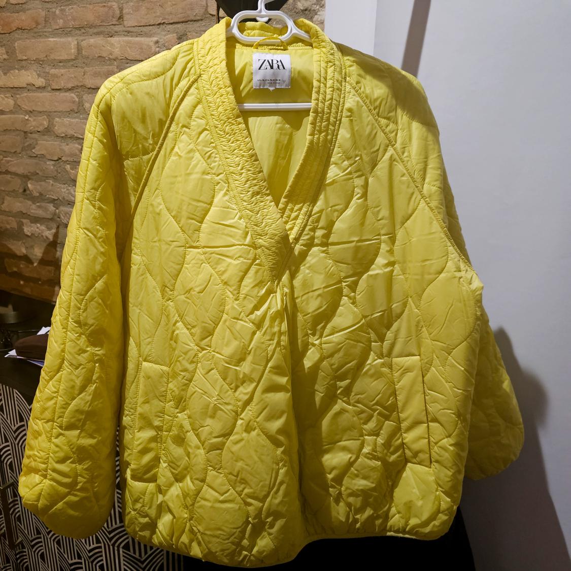 WATER-REPELLENT PADDED SWEATSHIRT