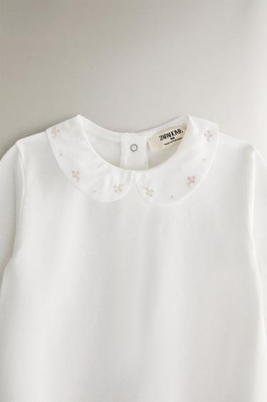 GRENOUILLÈRE ENFANT BRODERIE FLEUR - Blanc cassé de Zara - Image 1
