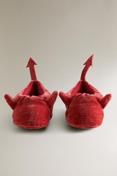CHAUSSON DIABLE VELOURS - Rouge de Zara - Image 1