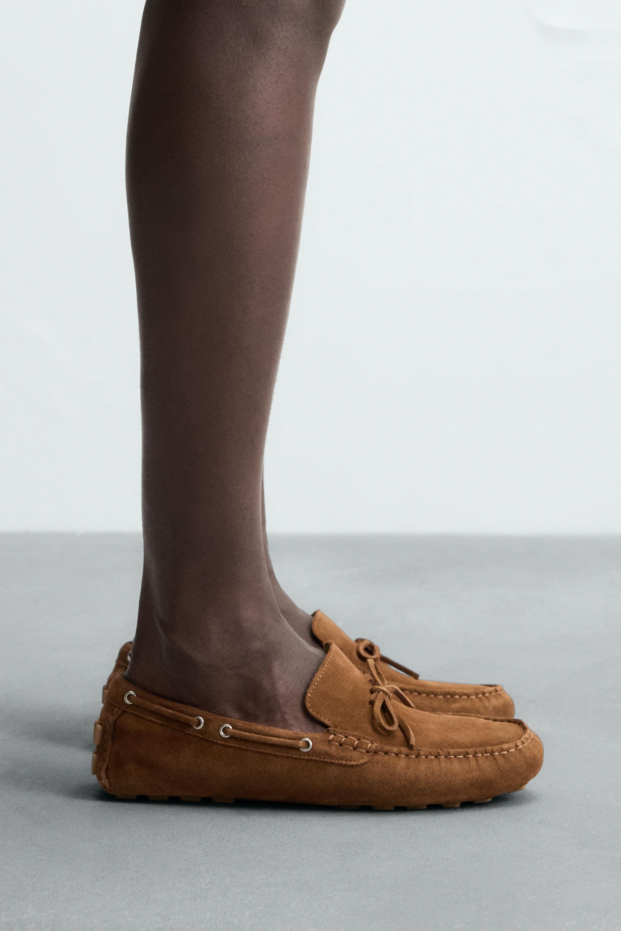 CASUAL LEATHER LOAFERS