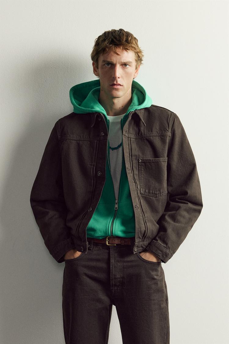 Chaqueta plisada de corte cropped Aaron Levine x Zara 3