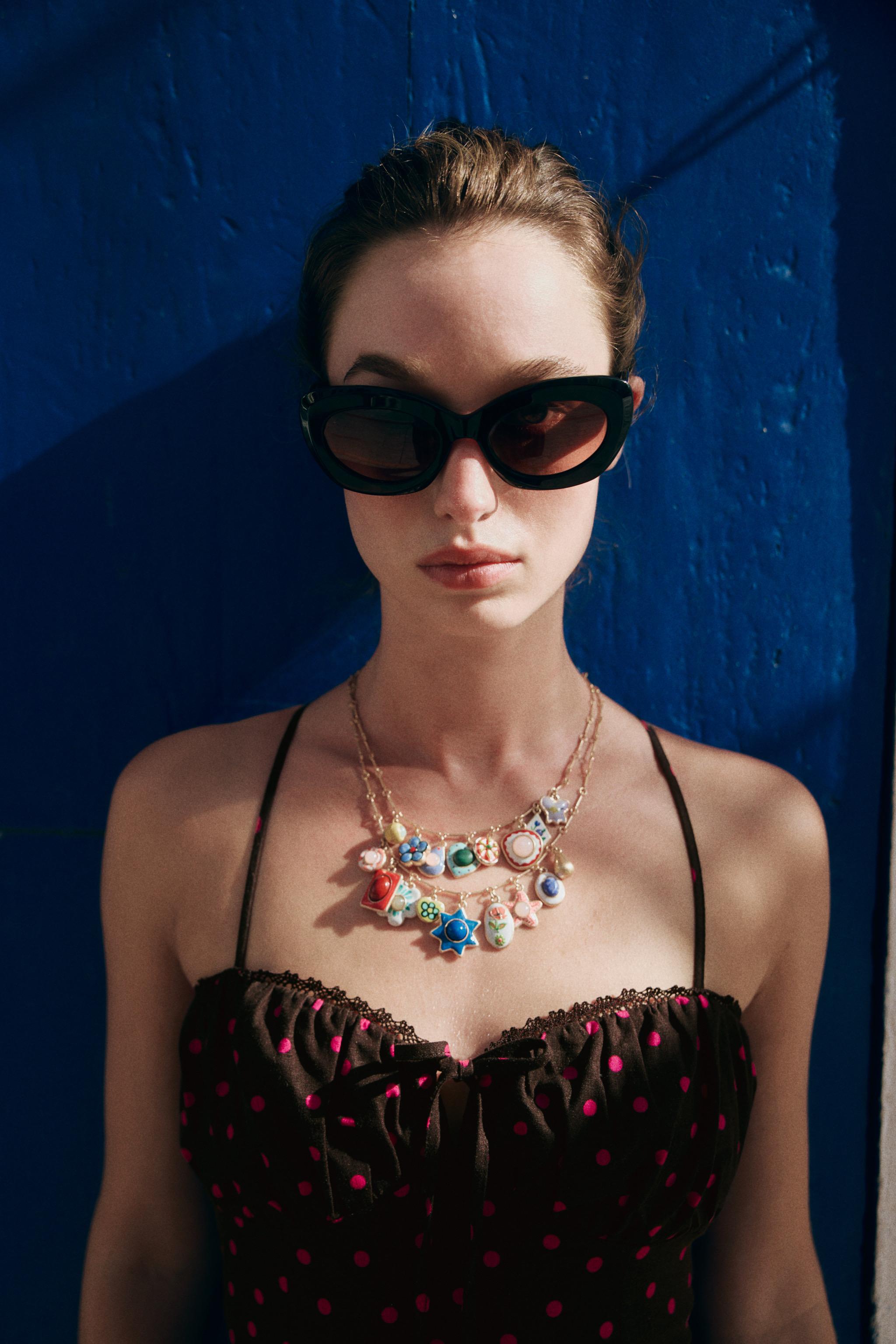 Женские аксессуары Zara 2-PACK RESIN CHARM NECKLACES — фото 2