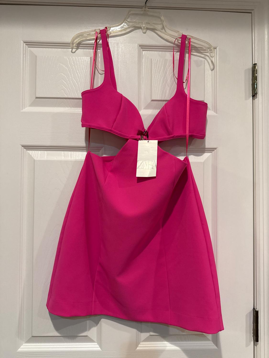 VESTIDO CUT OUT ENTALLADO - Image 4