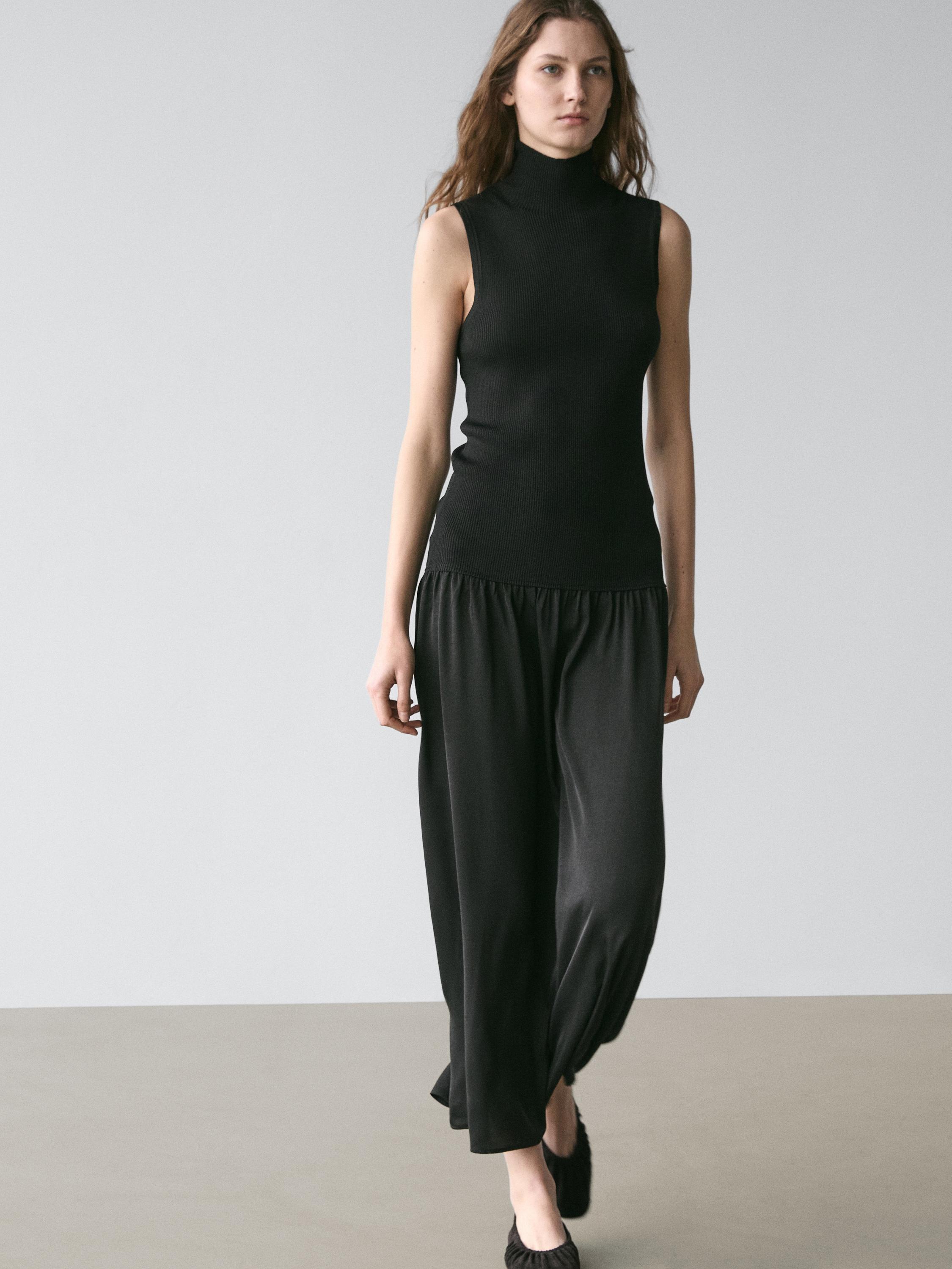 Knit midi dress with contrast detail