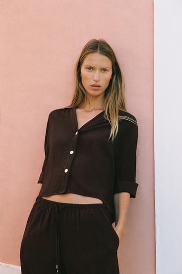 CHEMISE FLUIDE À MANCHES COURTES - Marron foncé de Zara - Image 1