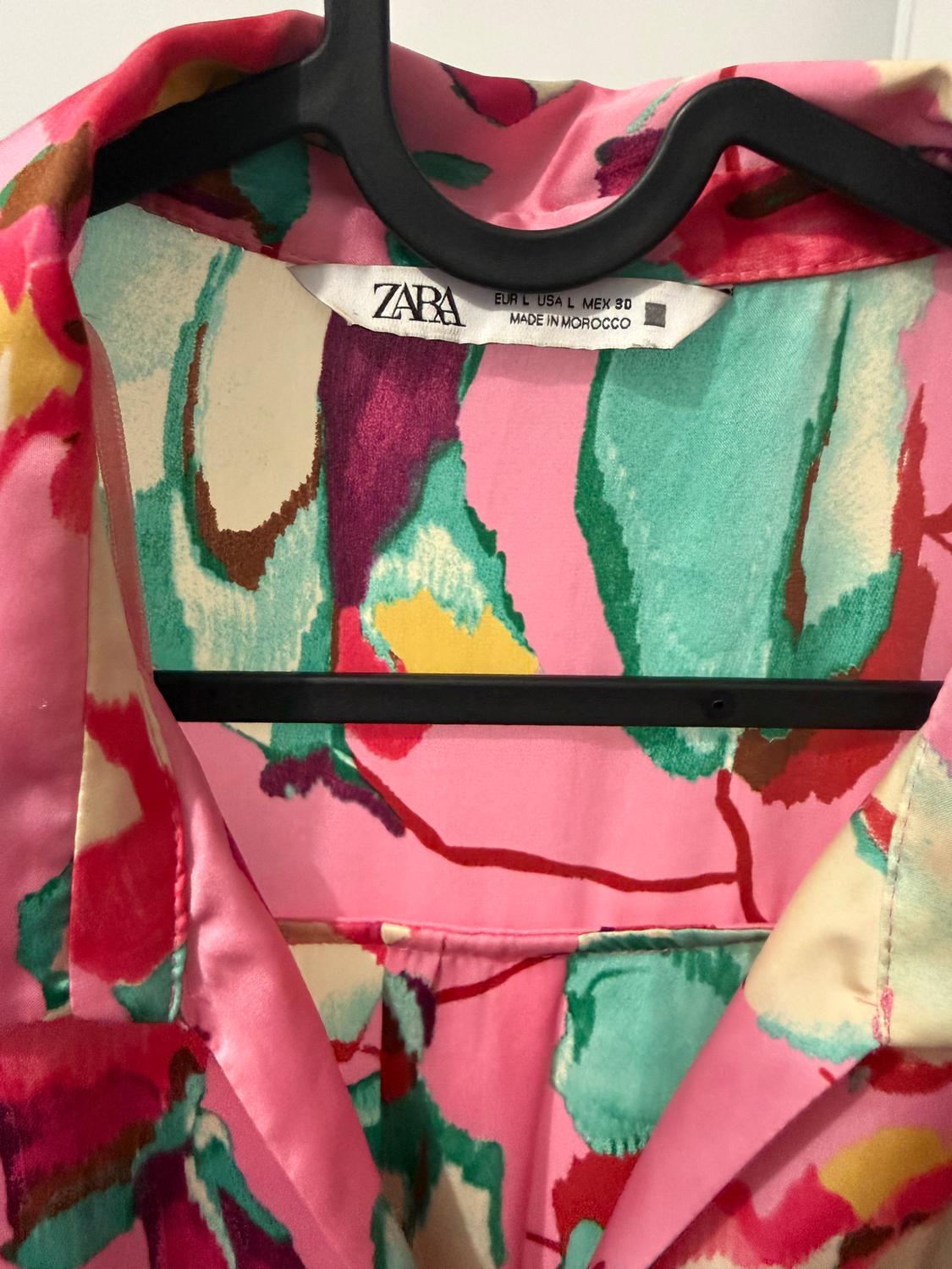 FLORAL SATIN BLOUSE - Image 2