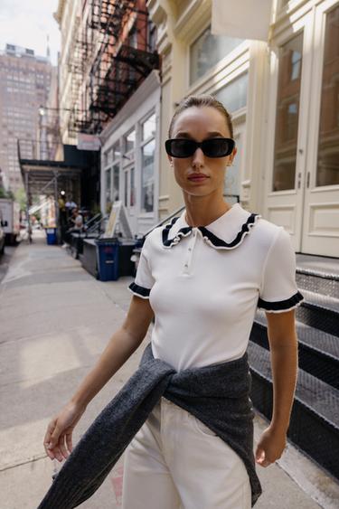 POLO SHIRT MET SIERADEN - SEMI-ECRU van Zara