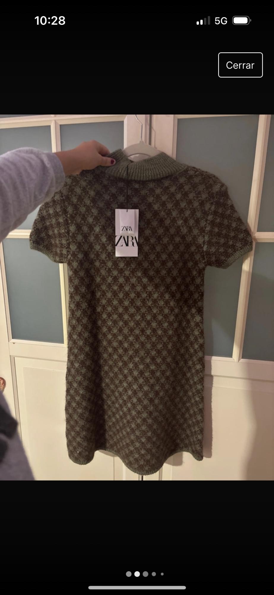 KNIT DRESS WITH GOLD BUTTONS - Image 2
