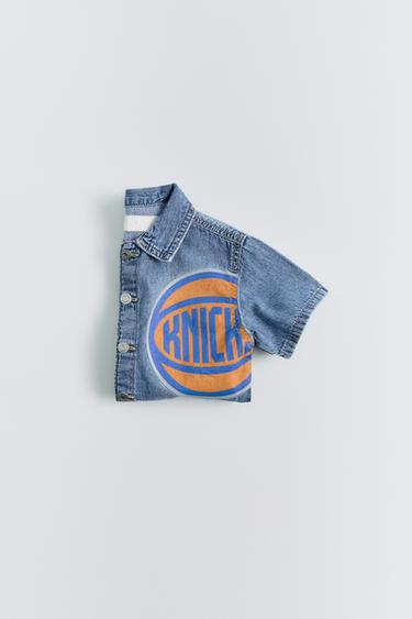 CAMISA DENIM NEW YORK KNICKS NBA - Azul claro de Zara