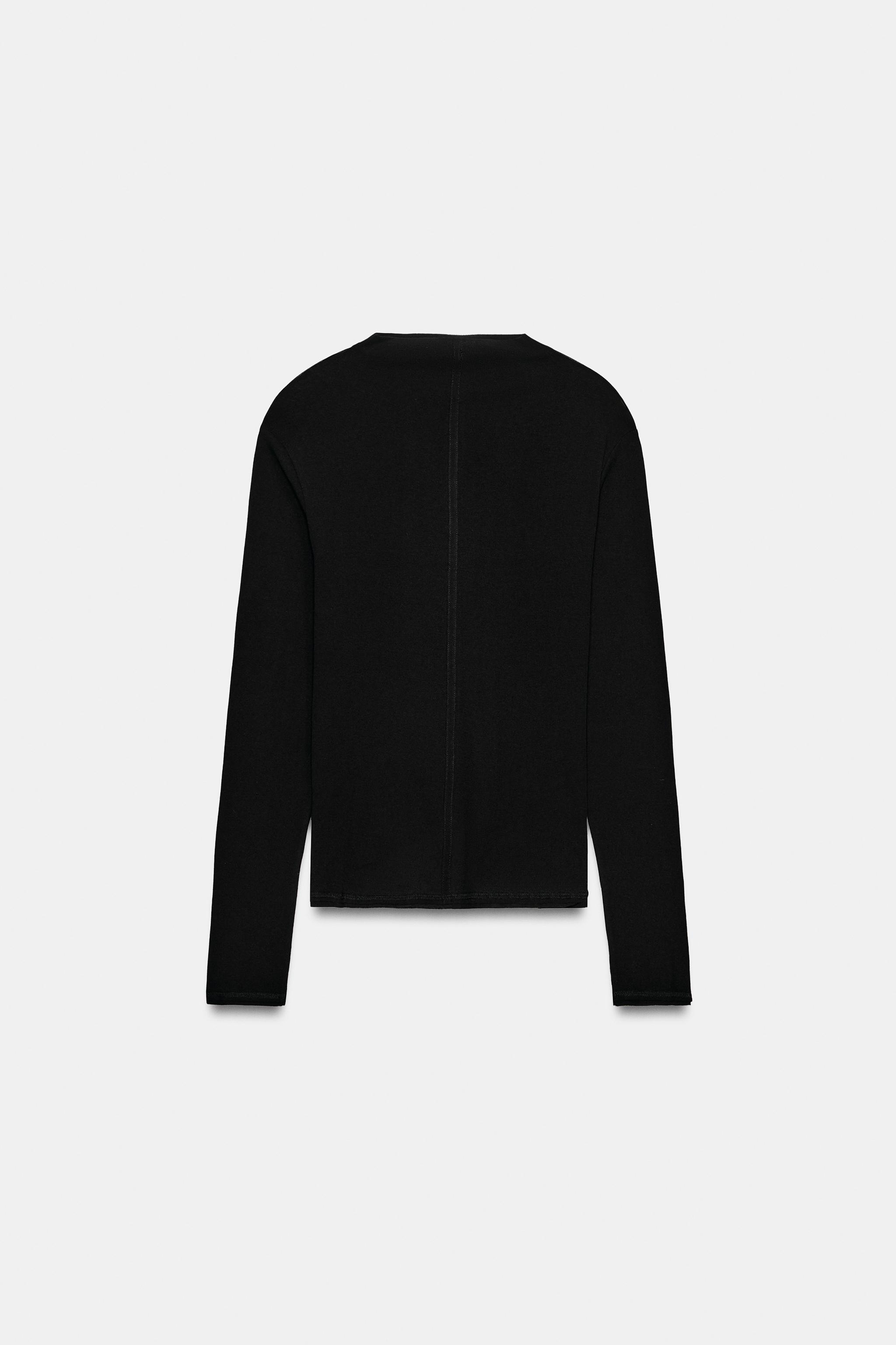 BUTTONED HIGH NECK T-SHIRT