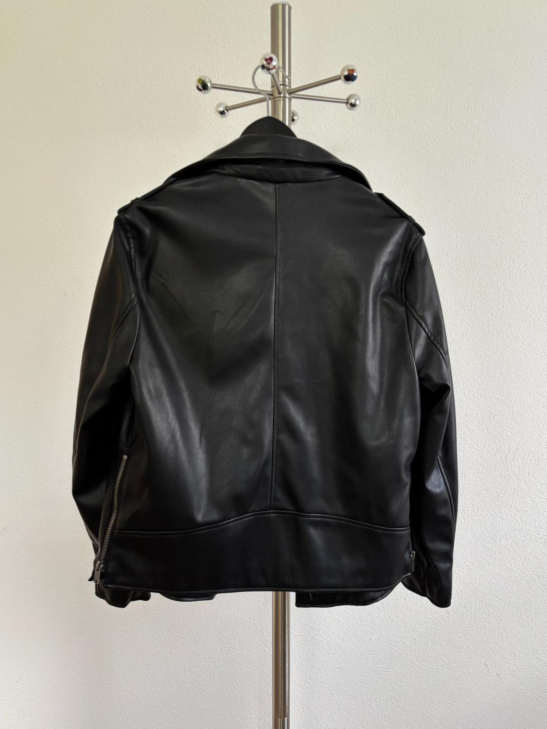 ΜΠΟΥΦΑΝ BIKER ΜΕ ΥΦΗ ΔΕΡΜΑΤΟΣ - Image 2