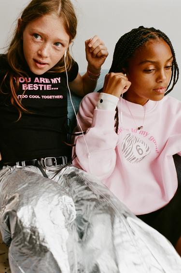 ФУТБОЛКА С НАДПИСЬЮ — ЧЕРНЫЙ от Zara