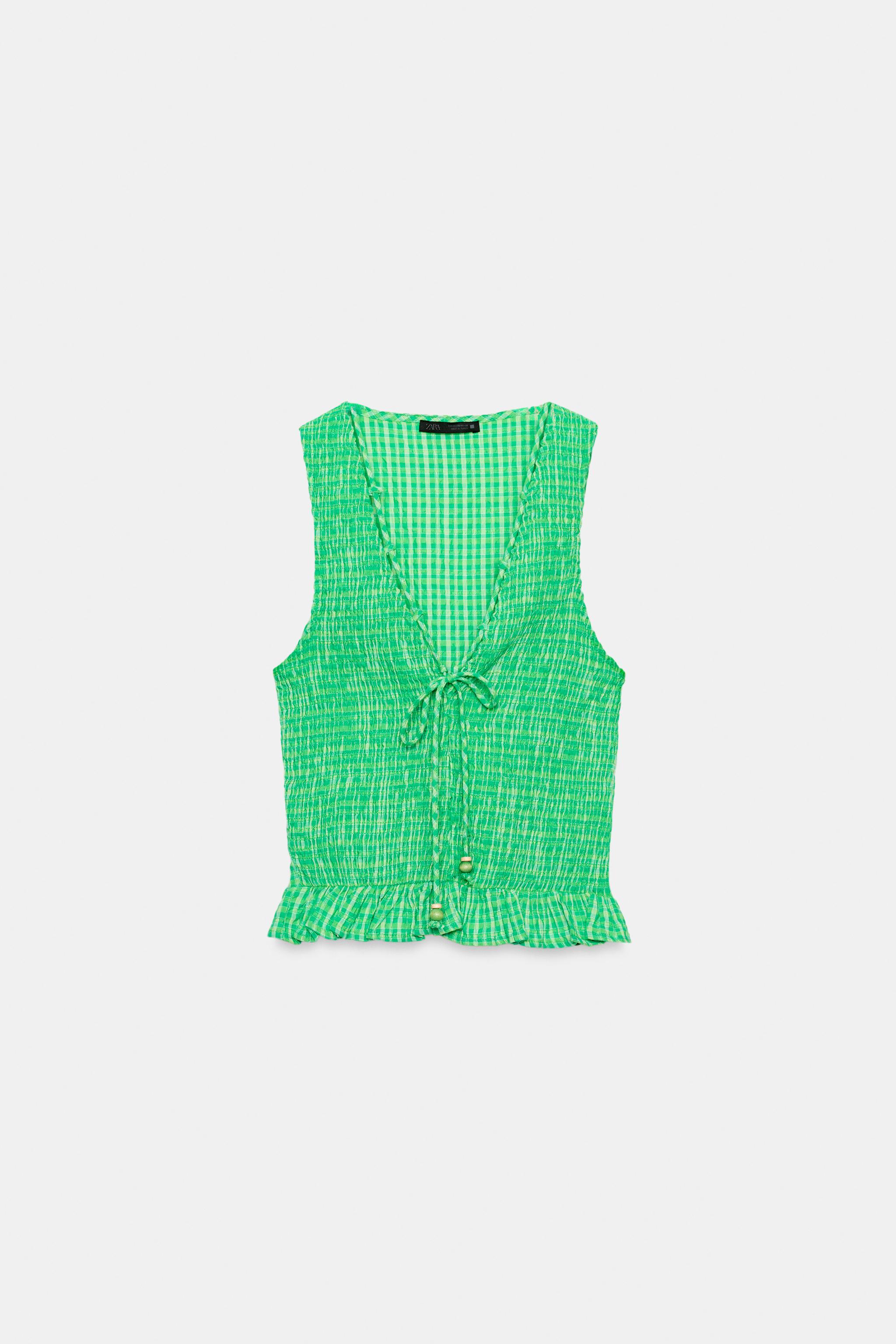 GINGHAM SMOCKED TOP