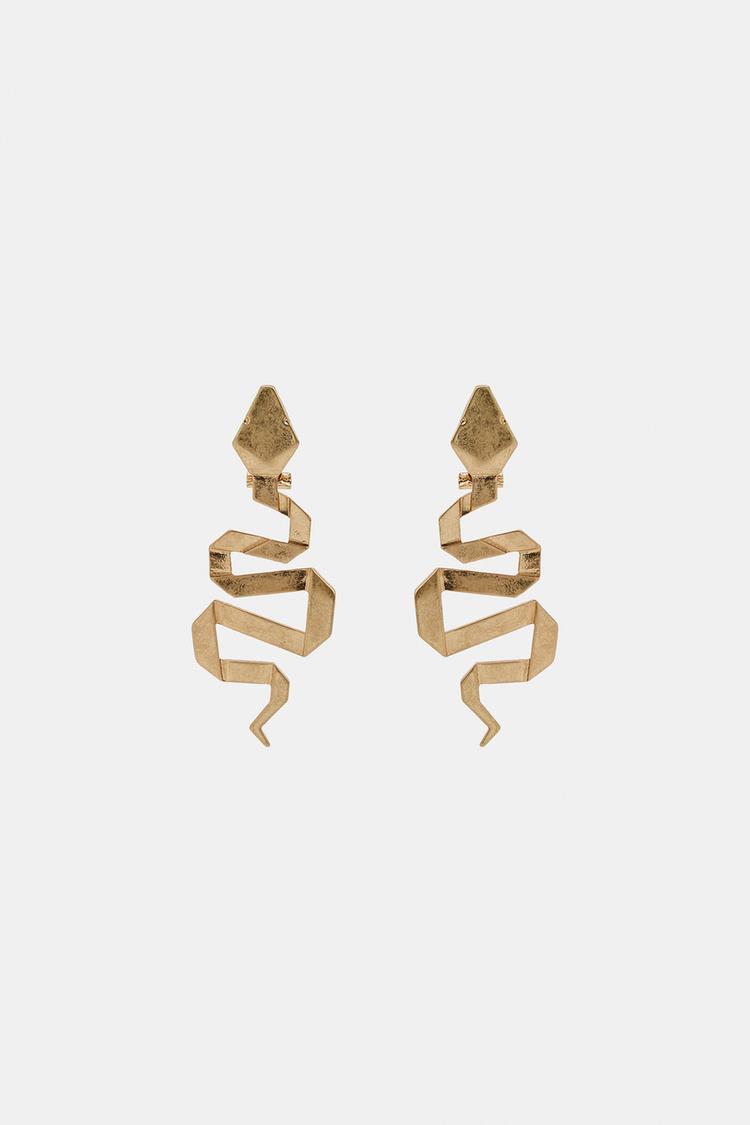 ARETES DE METAL CON ESTAMPADO DE PIEL DE SERPIENTE 3