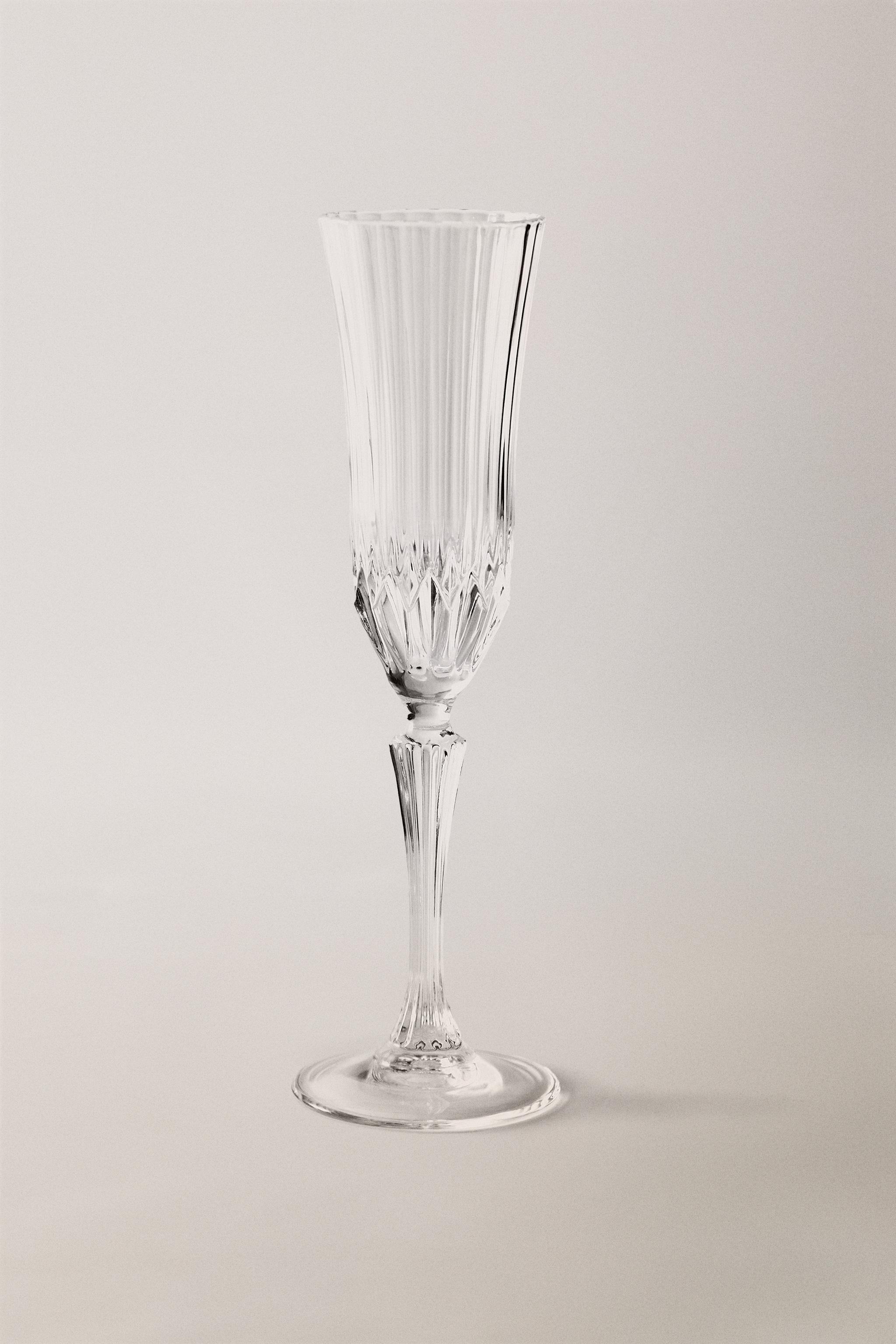 ENGRAVED-EFFECT CRYSTALLINE FLUTE GLASS — Transparent