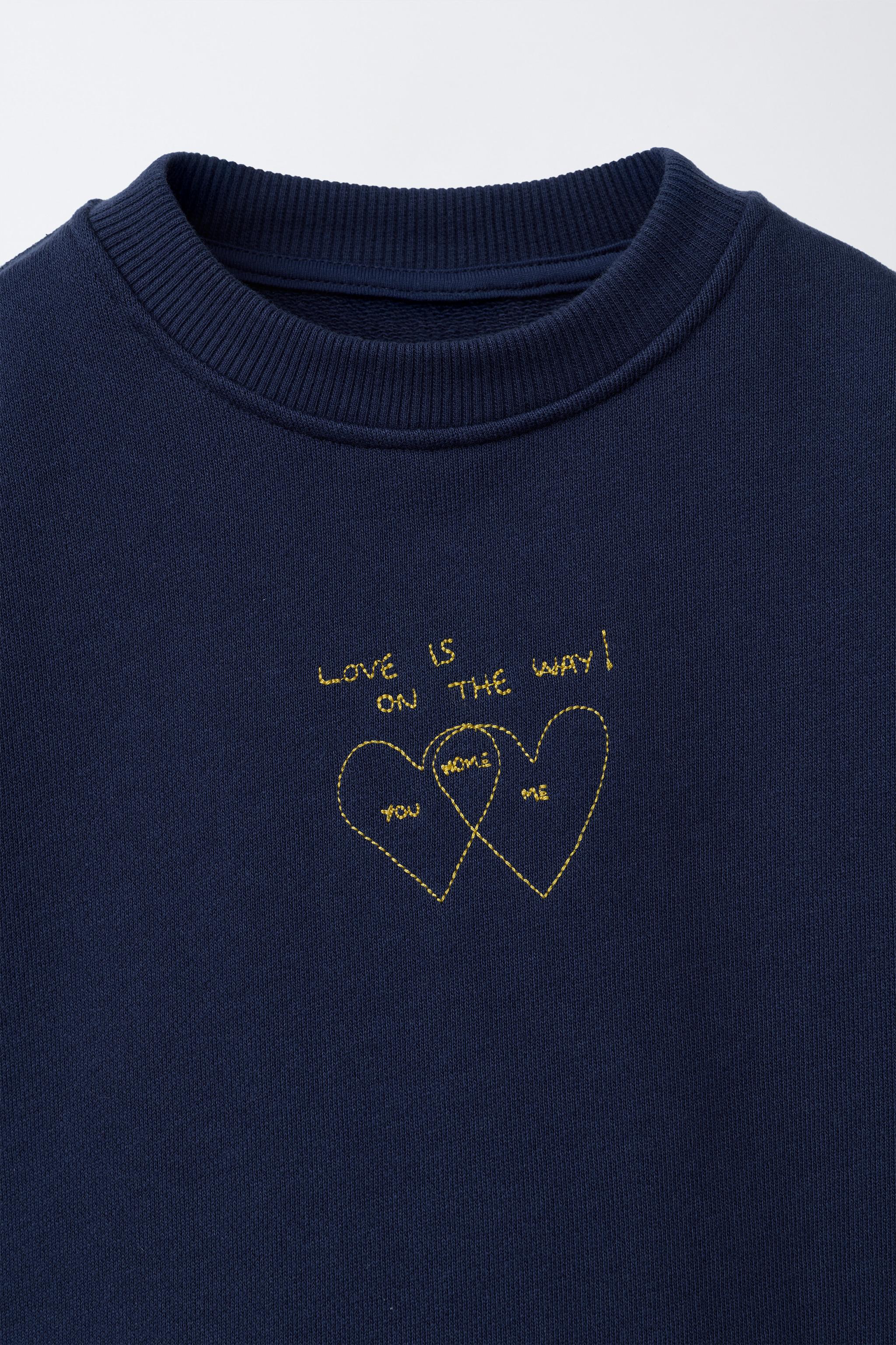 ORFAYO © EMBROIDERED DRAWINGS SWEATSHIRT