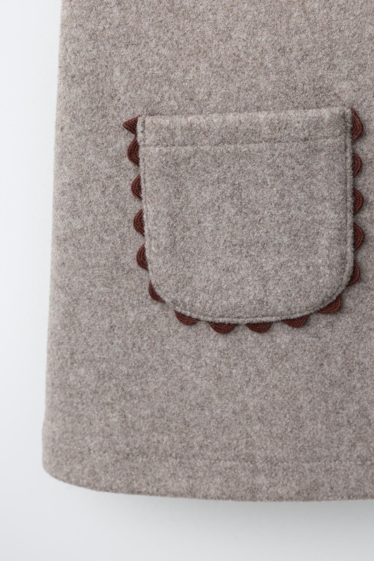 Детское платье Zara Wave Trim Pinafore, цвет: Песочный — фото 4