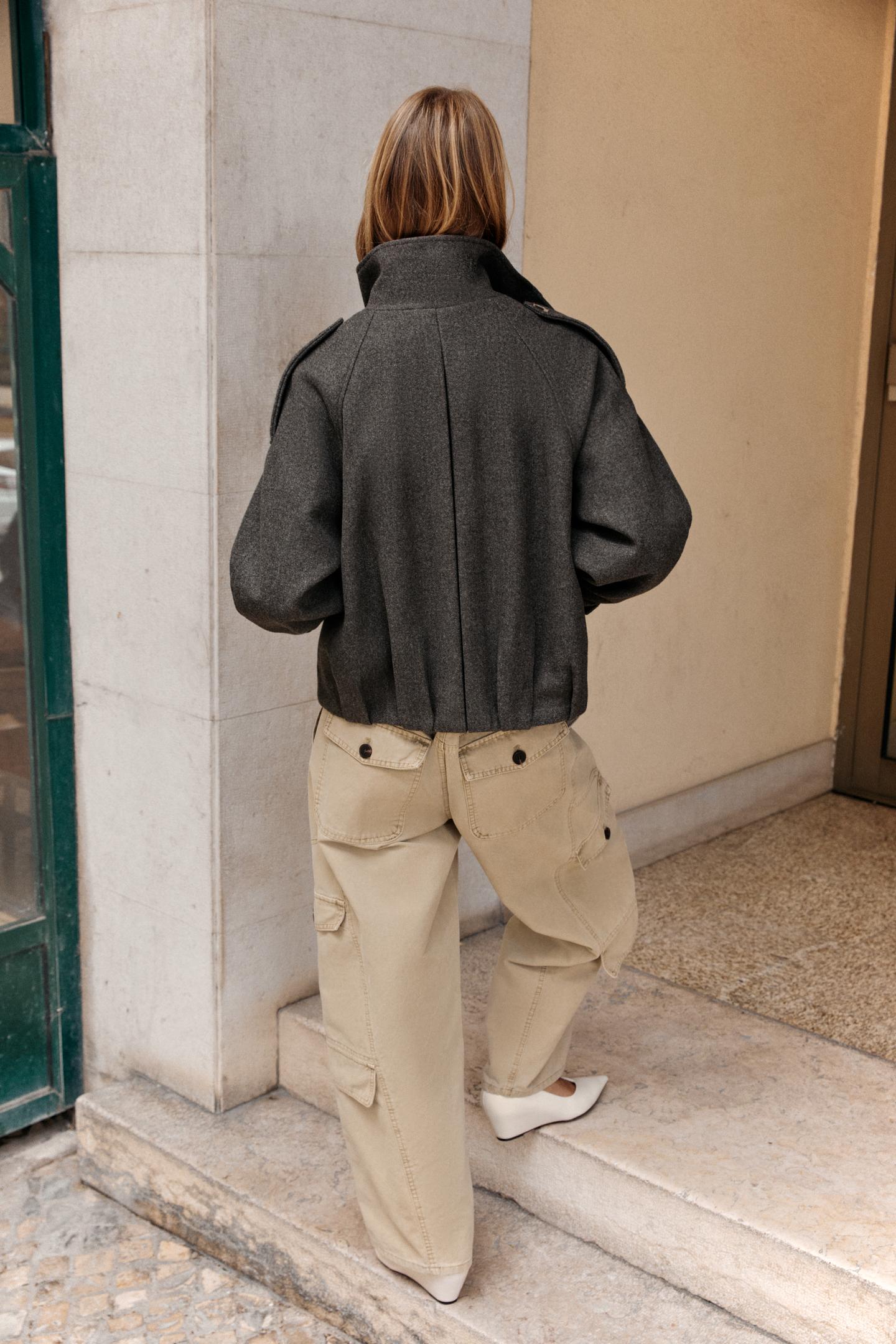 Женская куртка Zara Bomber Jacket with Tab Details, цвет: Коричневый меланжевый — фото 4