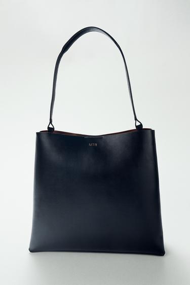 ミニマルバケットバッグブラックZaraのミニマルバケットバッグ - ブラック 