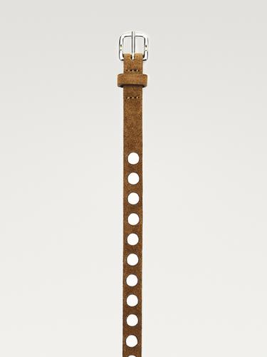 Cinturón fino detalle tachas piel - Arena de Zara