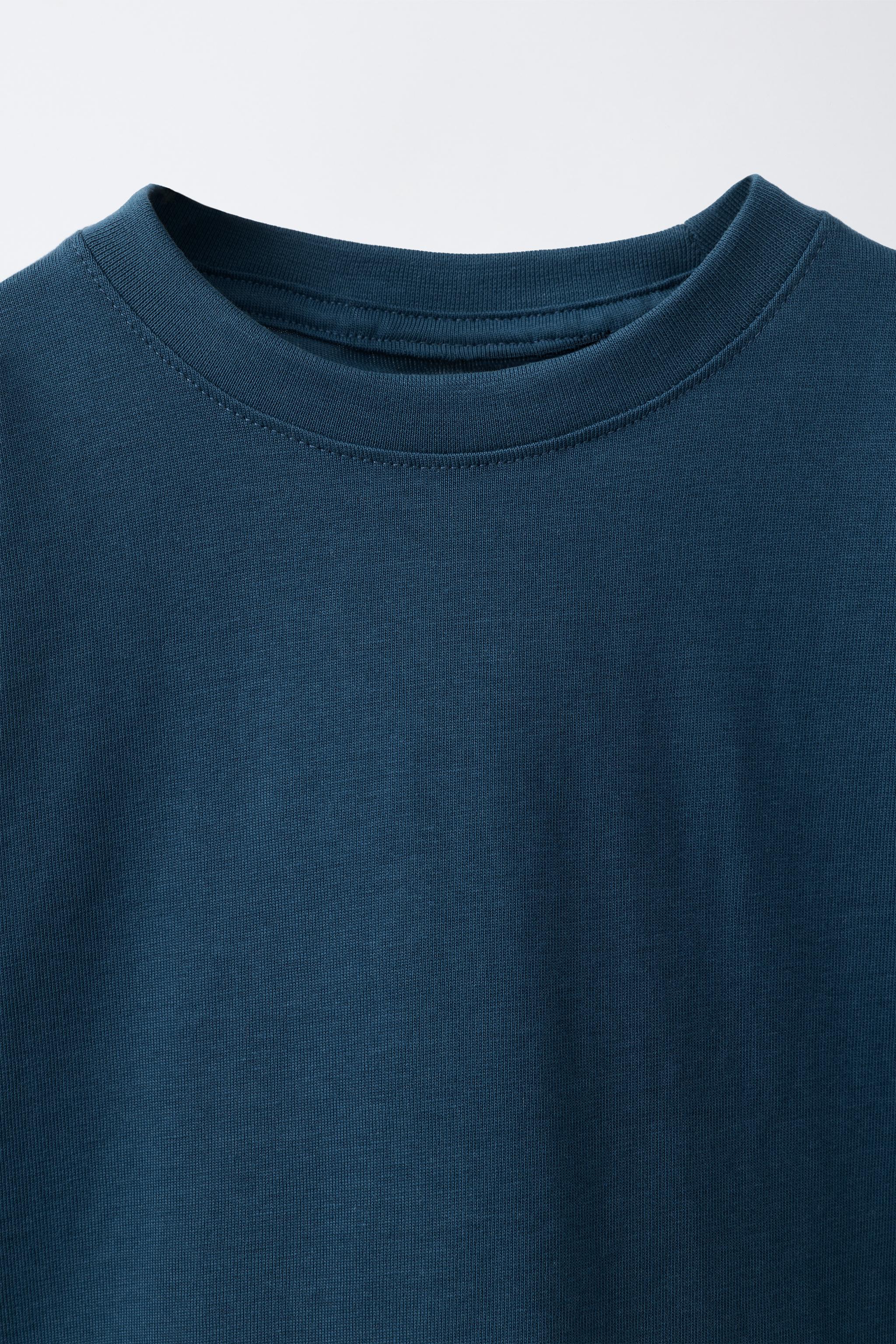 LOT TROIS T-SHIRTS À MANCHES LONGUES RAYURES ET UNIS