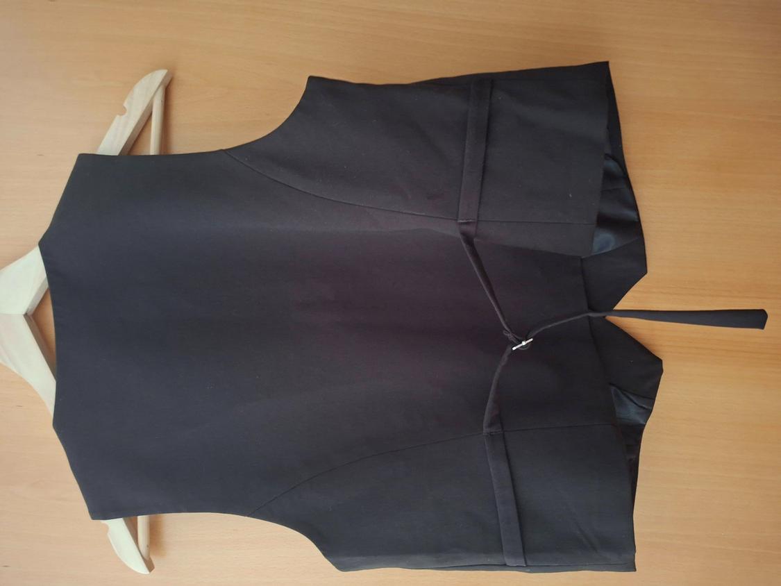 WAISTCOAT WITH STRAP BACK - Image 4