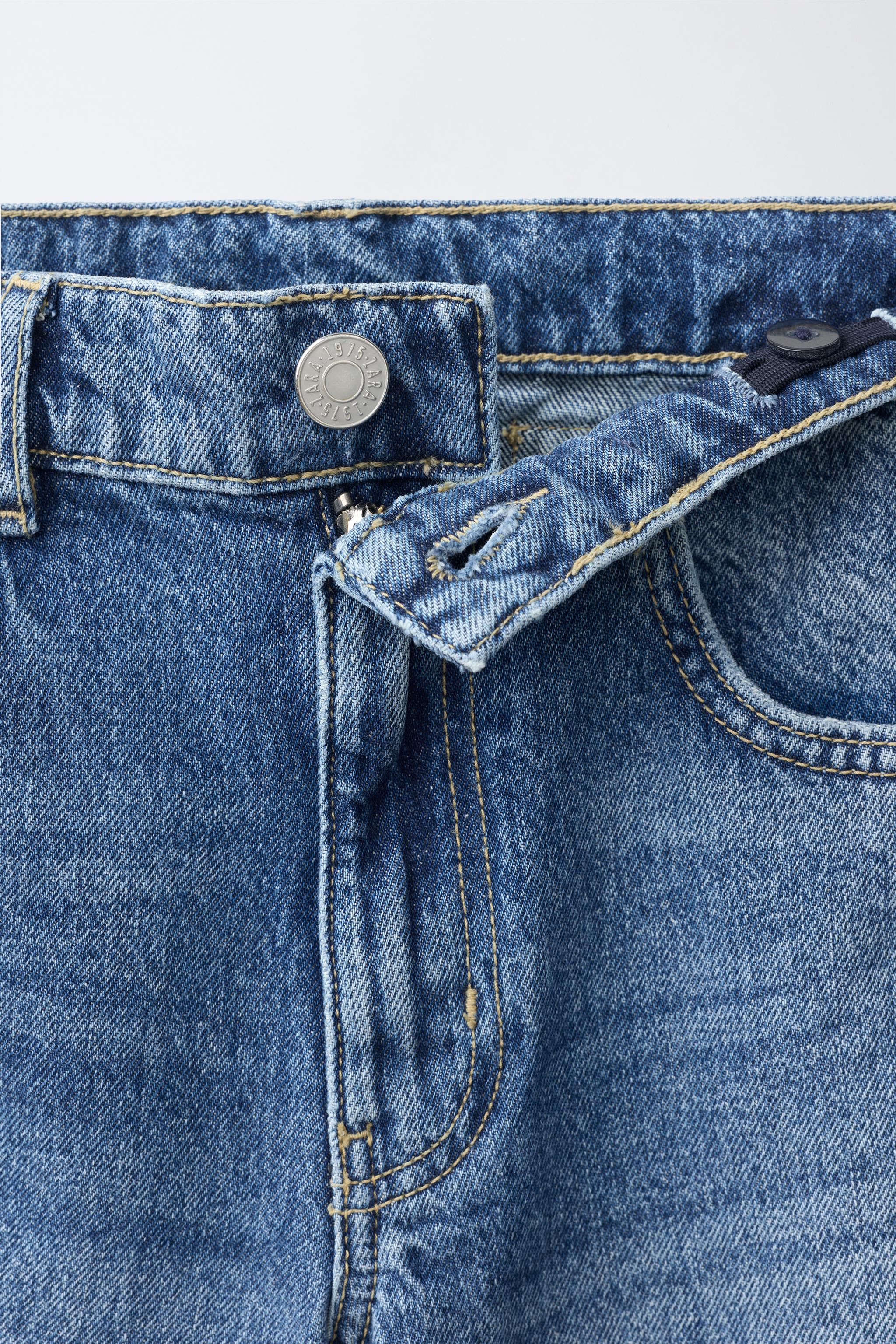 RELAXED BARREL JEANS