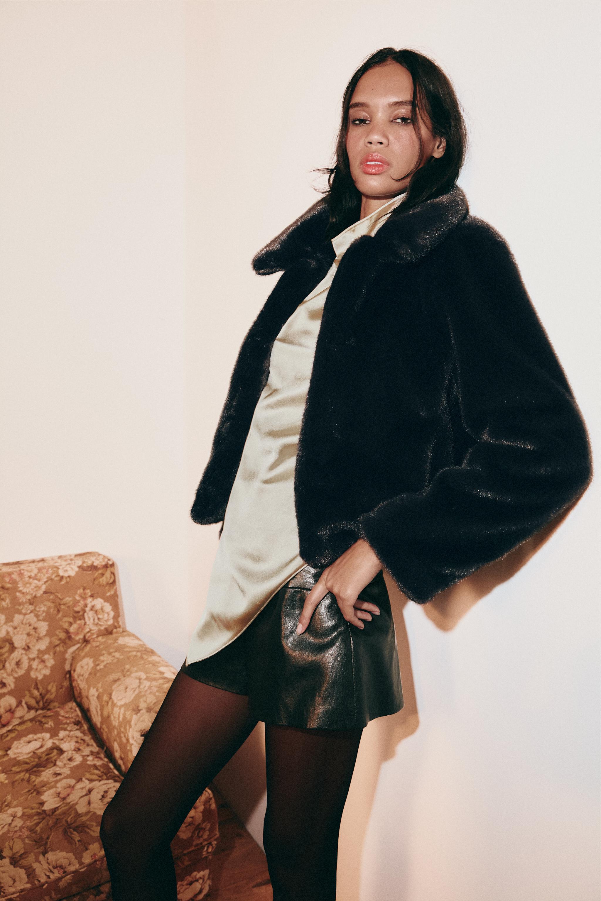 FAUX FUR SHORT COAT