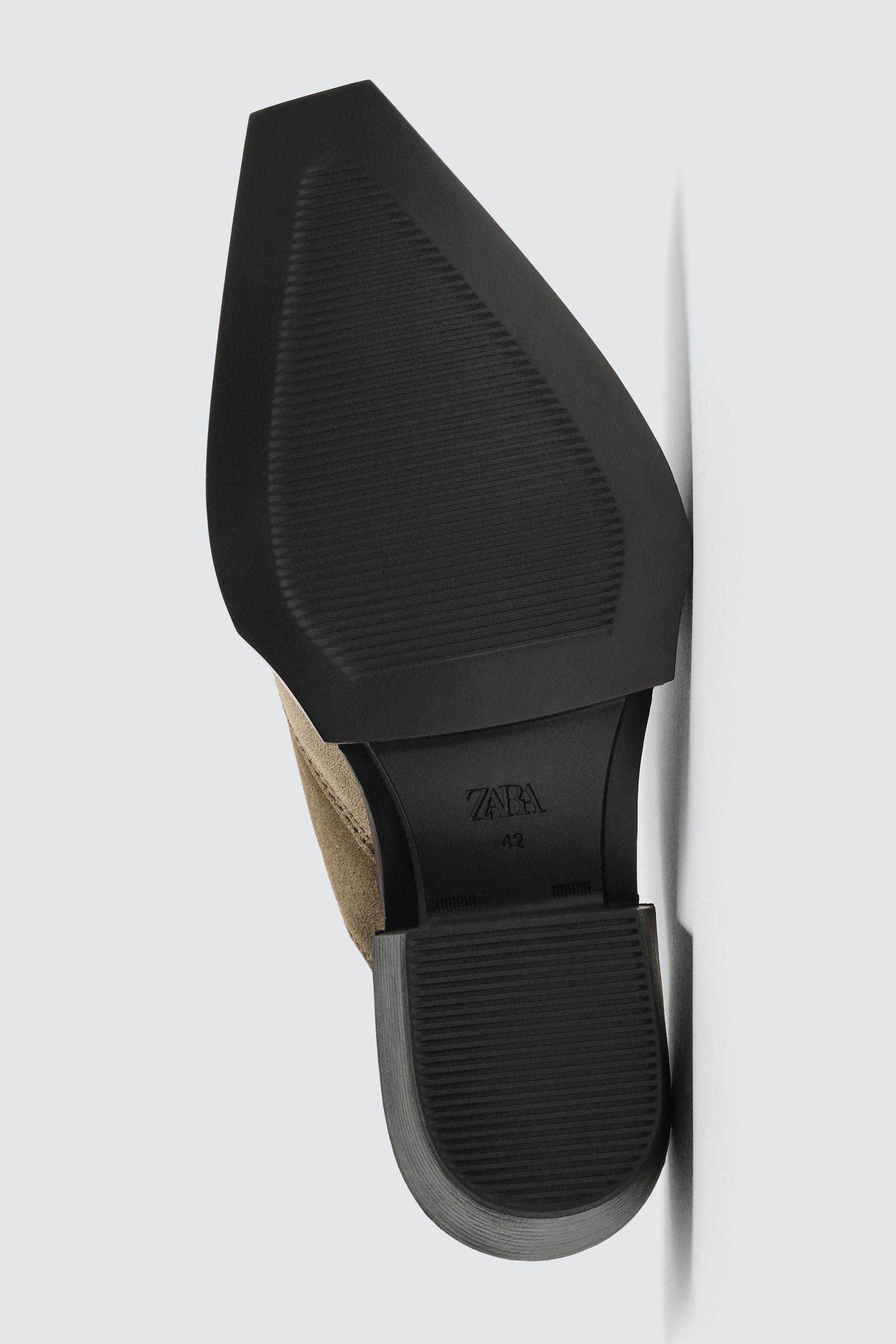 SABOTS EN CUIR