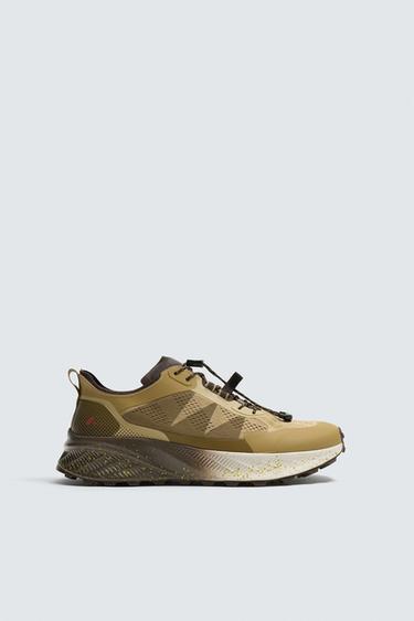 TRAIL RUNNING SHOES - Brown by Zara