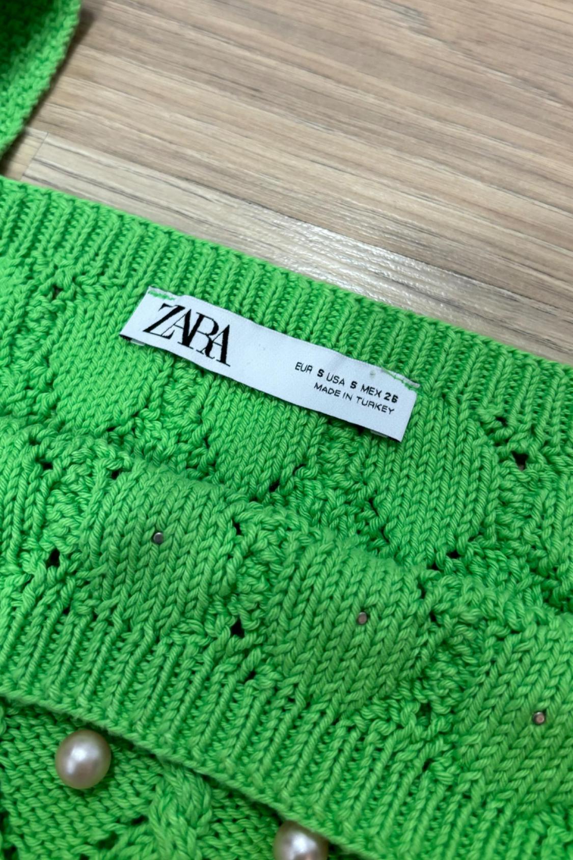 KNIT TOP WITH FAUX PEARL APPLIQUÉS - Image 5