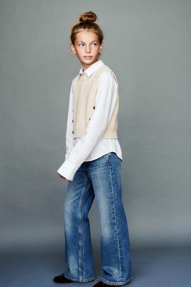 CHEMISE COMBINÉE AVEC GILET EN MAILLE ET BOUTONS - Blanc cassé de Zara