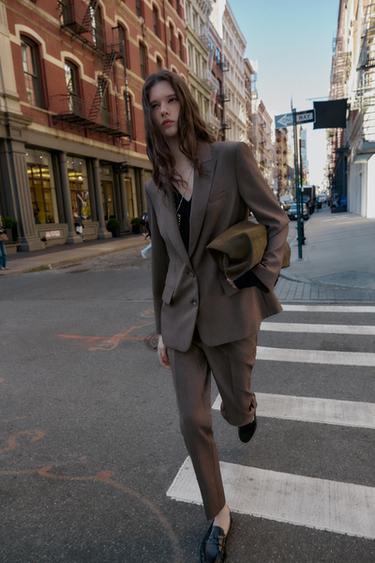 BLAZER WITH BACK VENT - Brown by Zara