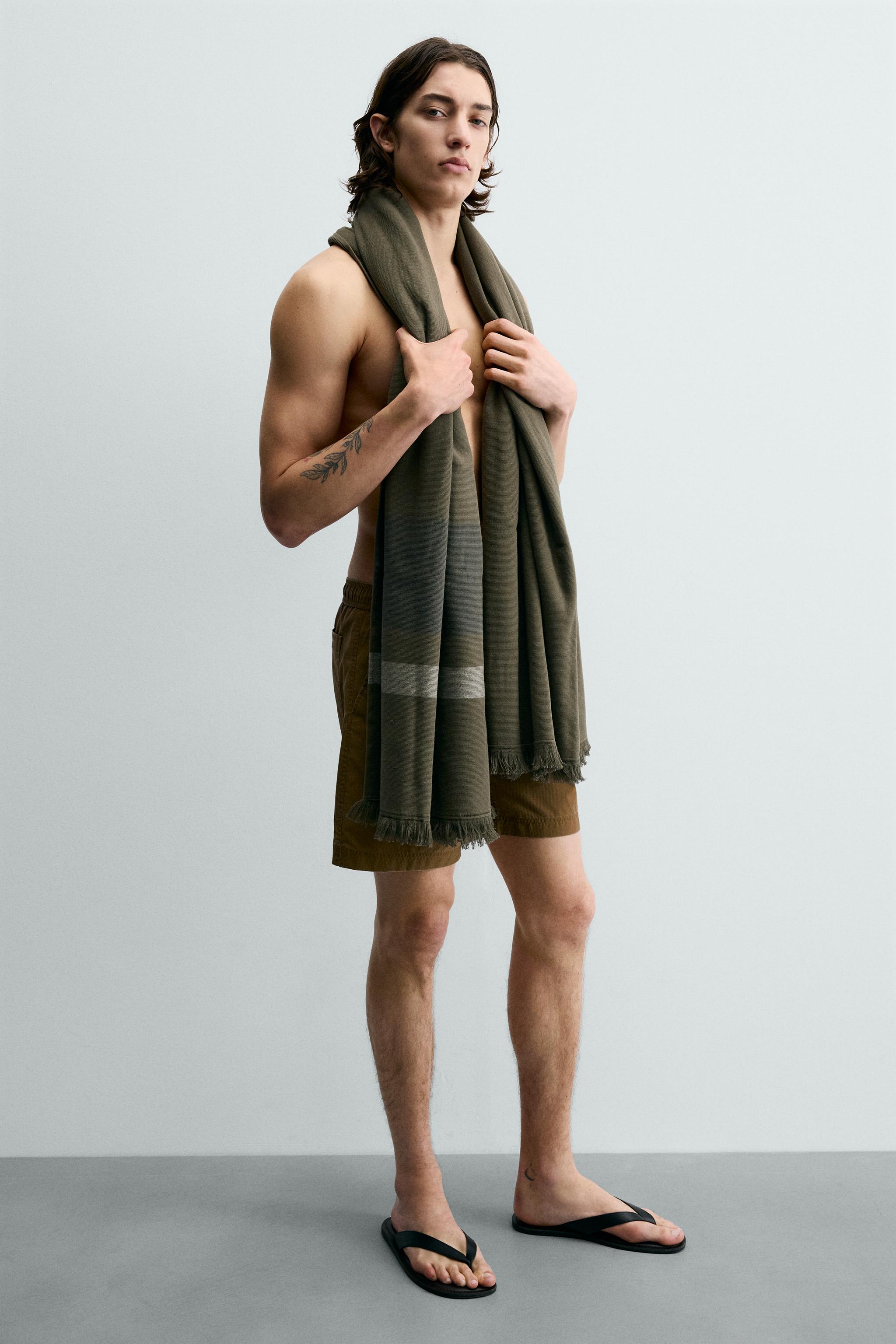 STRIPED BEACH TOWEL