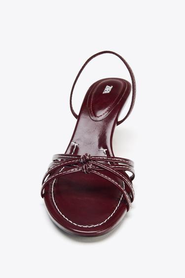 SANDALES À TALONS ET SURPIQÛRES - Bordeaux de Zara - Image 2