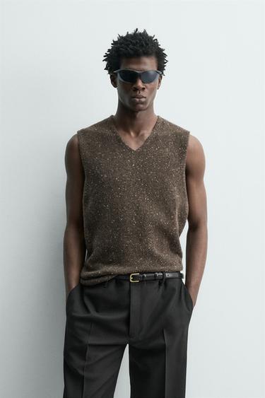 FLECKED KNIT VEST - Dark brown by Zara