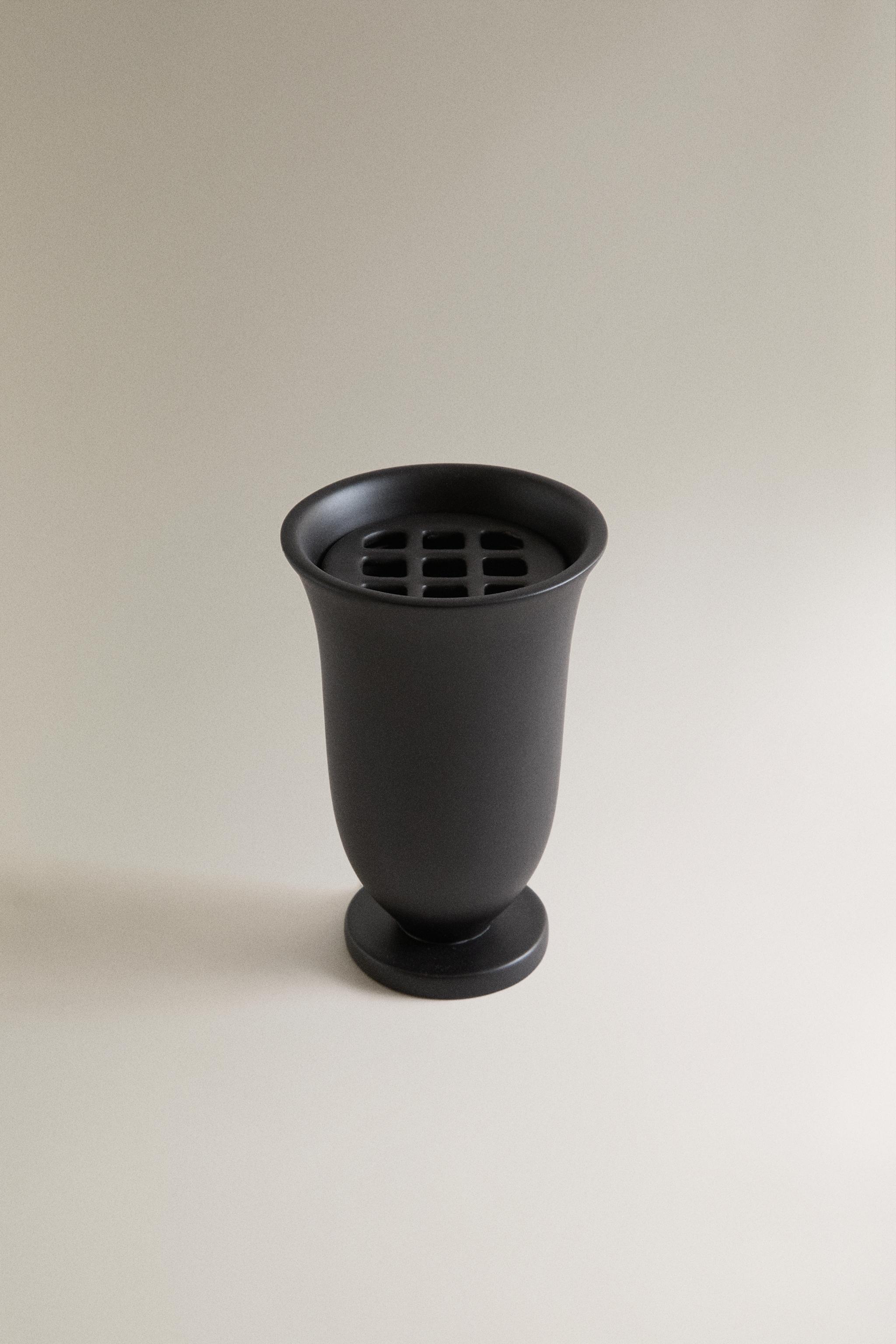 Zara STONEWARE CHALICE VASE STUDIO MARY LENNOX