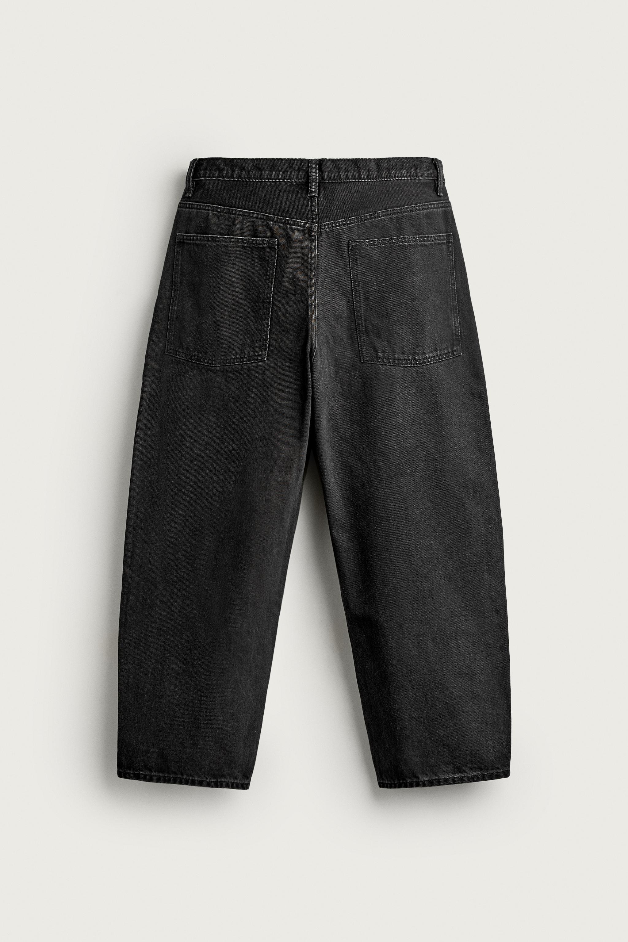 TAPERED WIDE-FIT JEANS — Black
