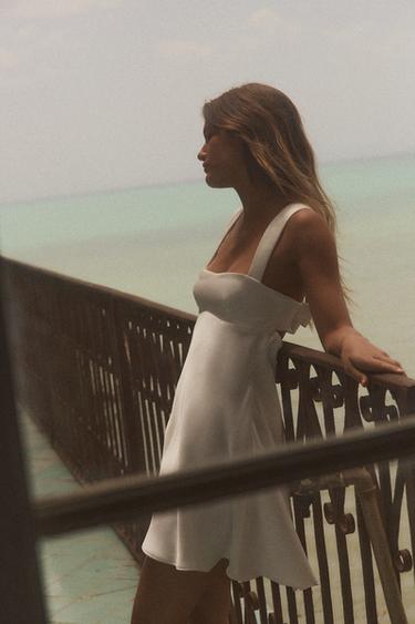 SHORT SATIN DRESS - White by Zara