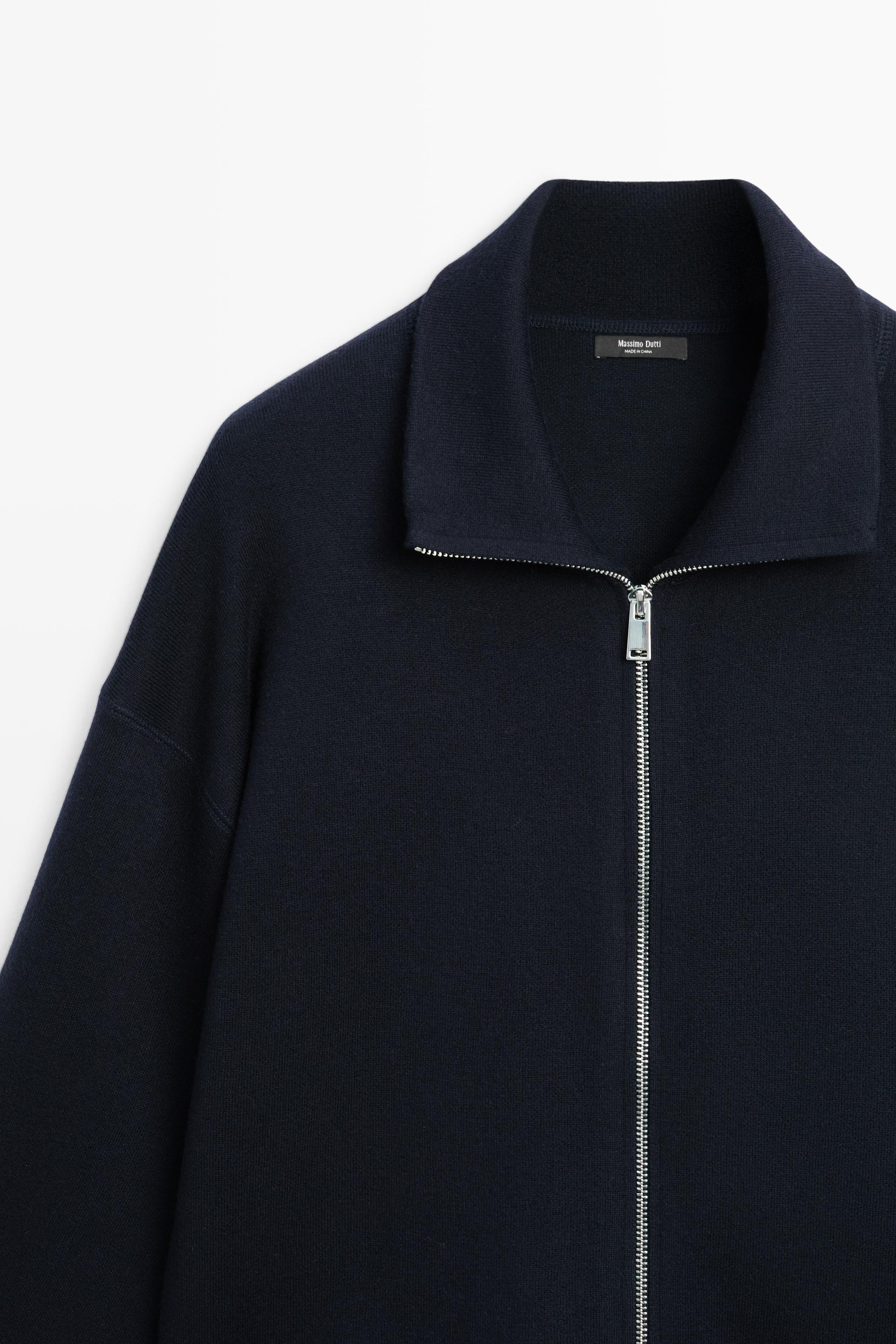Cotton knit zip-up jacket