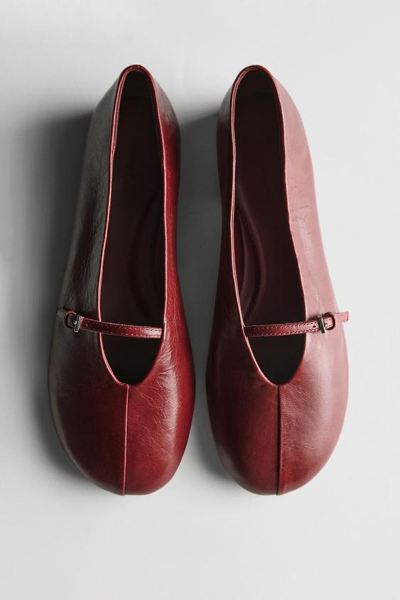 Leather ballet flats with buckle from Zara - $200