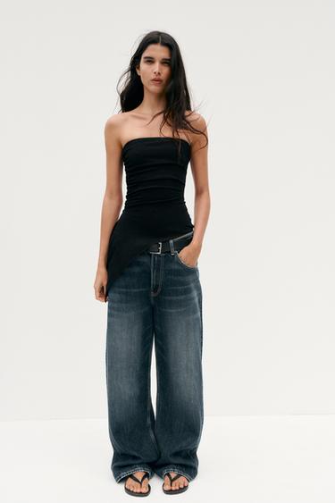 TOP BANDEAU TEXTURA - Negro de Zara - Imagen 0