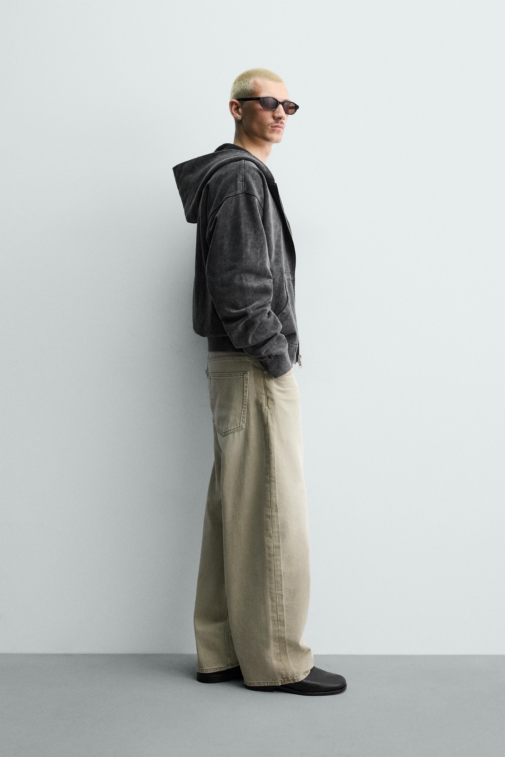 CONTRAST STRAIGHT FIT JEANS