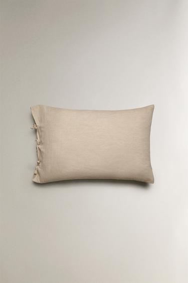 CHILDREN’S LINEN PILLOWCASE WITH FLORAL EMBROIDERY - Light beige by Zara - Image 1