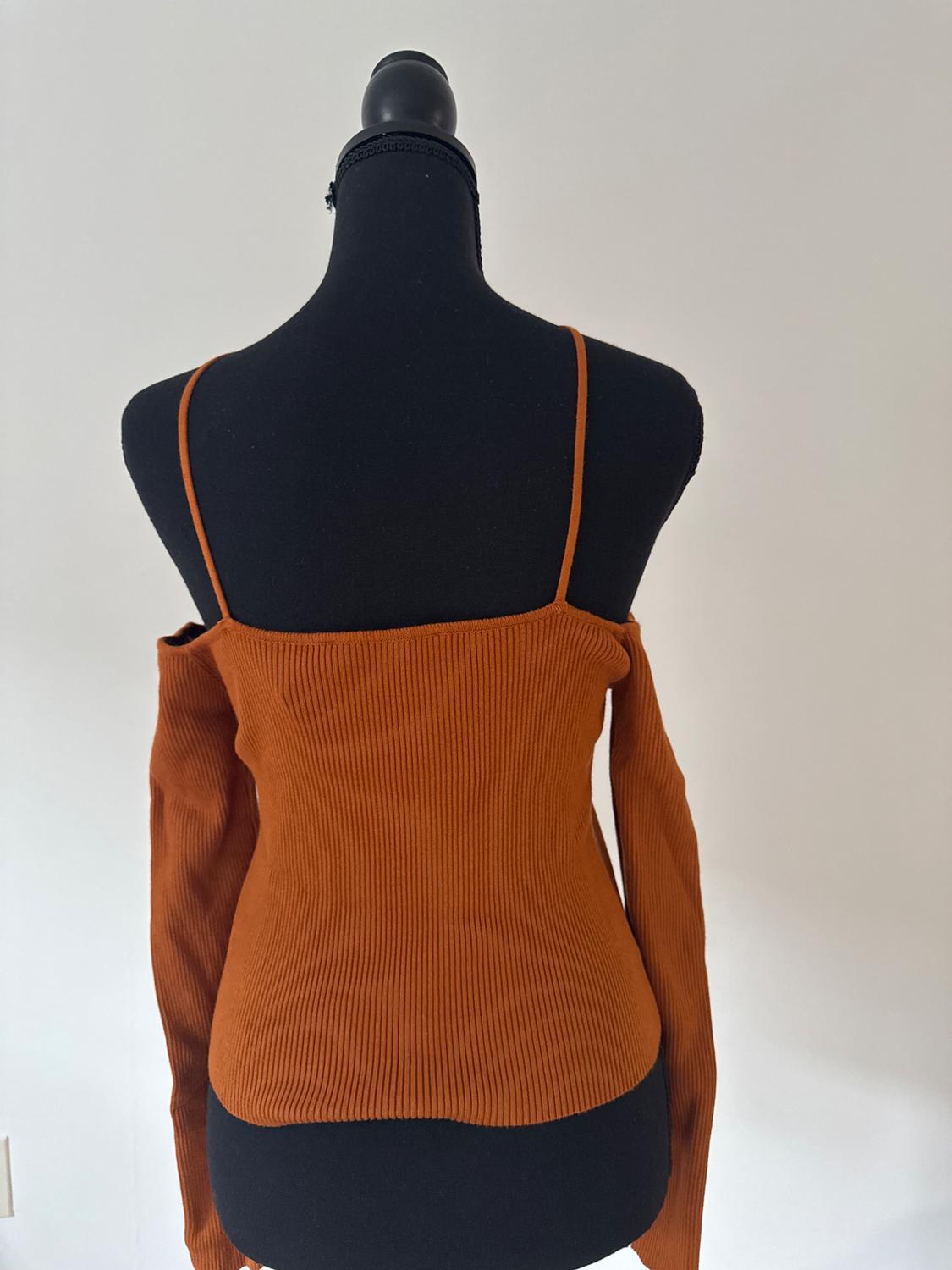 TOP PUNTO CUT OUT - Image 2