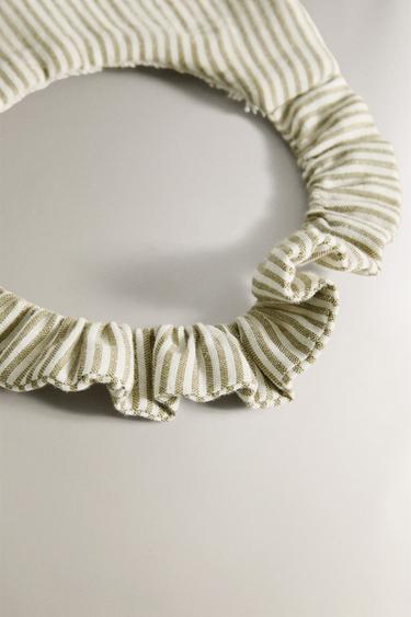 STRIPED MUSLIN BABY BIB - Green / Ecru by Zara - Image 2