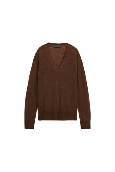 Front view of a brown jumper with a V-neck and long sleeves. Ribbed trims on the cuffs and hem.