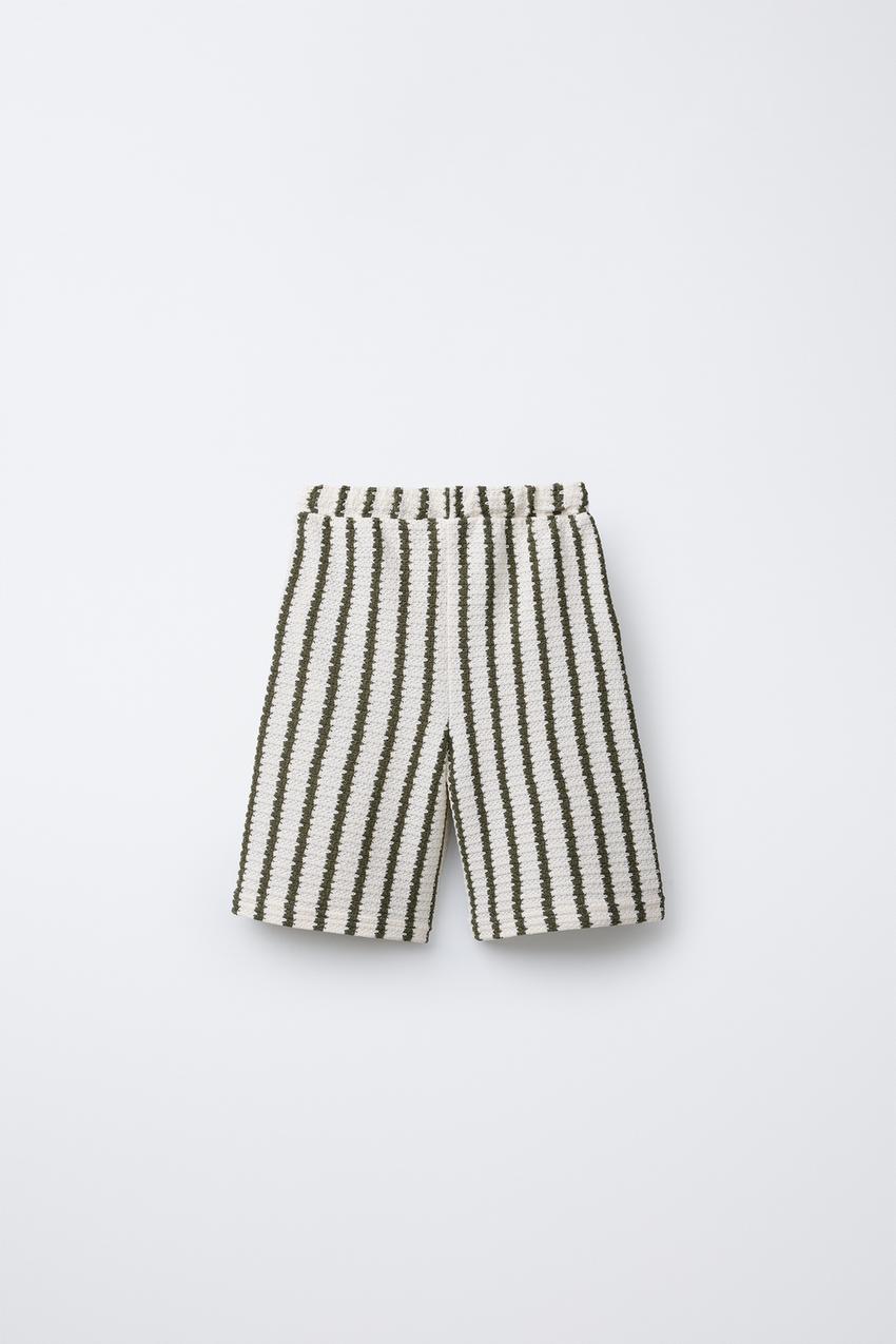 STRIPED CROCHET SHORTS